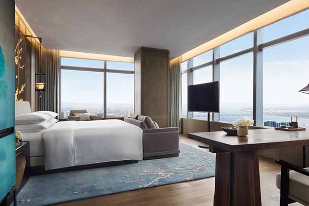 How can a Renovation Contractor achieve 